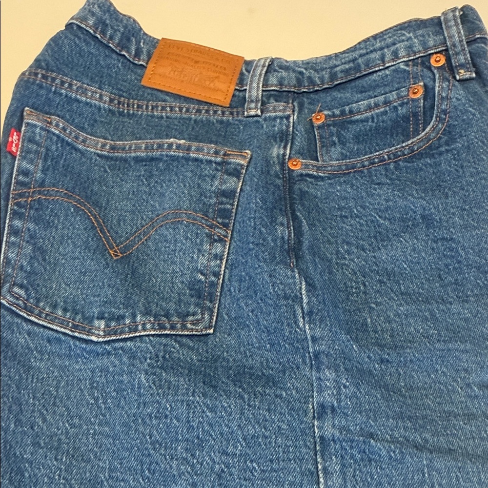 Levi’s premium rib cage straight ankle Denim Jeans